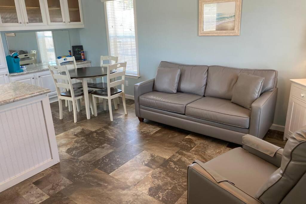 Cozy Tiny Home Near Disney World & Orlando Parks! Kissimmee Ngoại thất bức ảnh